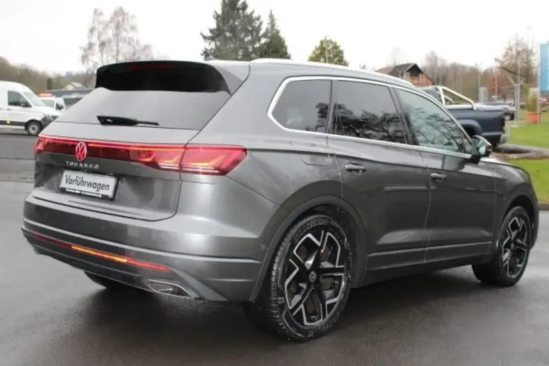 Volkswagen Touareg din 2023 cu 41.500 km - oferta VOL191961 - foto 5