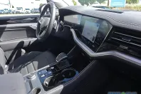 Volkswagen Touareg din 2025 cu 18.660 km - oferta VOL191965 - foto 3