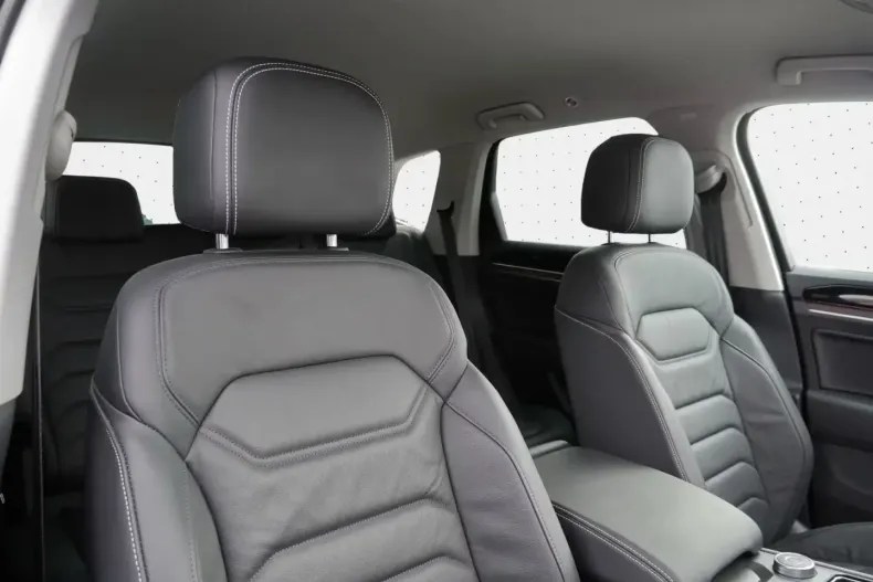 Volkswagen Touareg din 2025 cu 25.636 km - oferta VOL191966 - foto 16