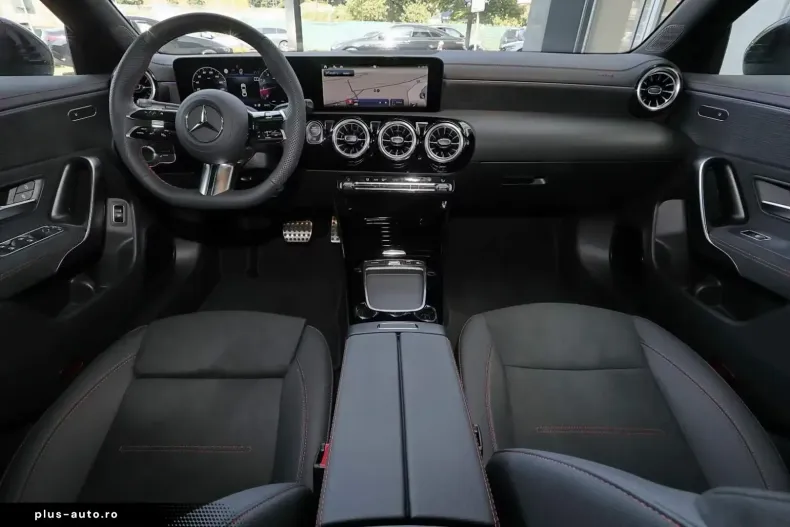 Mercedes-Benz CLA 200 (Clasa CLA) din 2025 cu 10.200 km - oferta MER191968 - foto 4