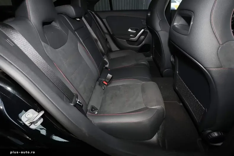 Mercedes-Benz CLA 200 (Clasa CLA) din 2025 cu 10.200 km - oferta MER191968 - foto 8