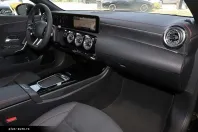 Mercedes-Benz CLA 200 (Clasa CLA) din 2025 cu 10.200 km - oferta MER191968 - foto 9