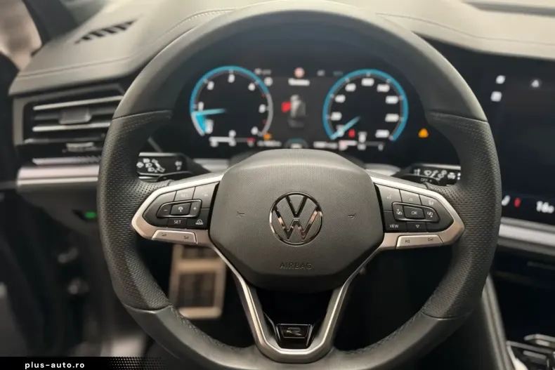Volkswagen Touareg din 2024 cu 15.877 km - oferta VOL191971 - foto 11