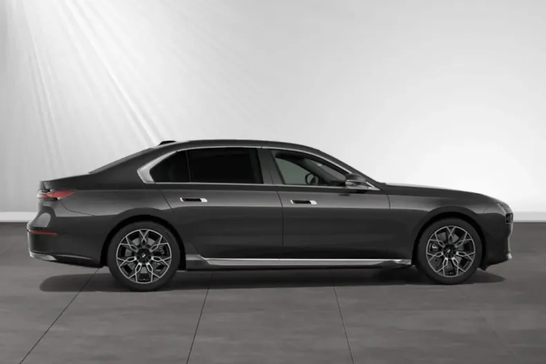 BMW 750 (Seria 7) din 2024 cu 29.500 km - oferta BMW191972 - foto 5