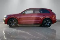 Volkswagen Touareg din 2025 cu 41.982 km - oferta VOL191973 - foto 3