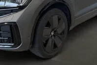 Volkswagen Touareg din 2024 cu 52.417 km - oferta VOL191974 - foto 6