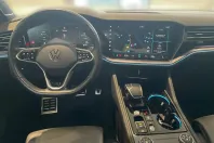Volkswagen Touareg din 2024 cu 52.417 km - oferta VOL191974 - foto 13