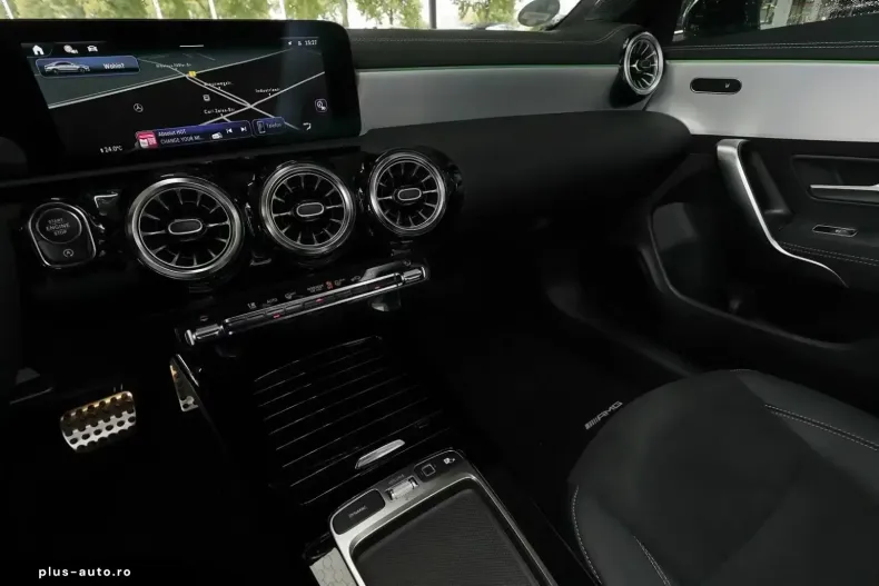 Mercedes-Benz CLA 220 (Clasa CLA) din 2025 cu 10.300 km - oferta MER191975 - foto 10