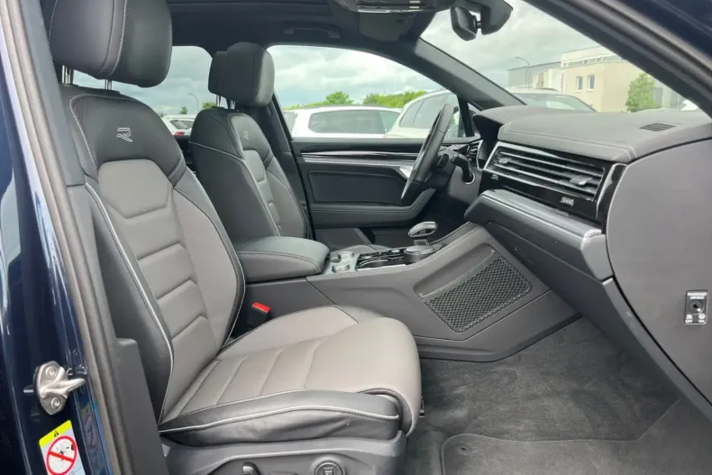 Volkswagen Touareg din 2023 cu 40.000 km - oferta VOL191976 - foto 7