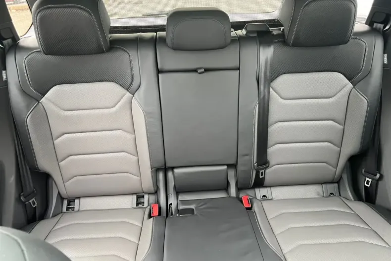 Volkswagen Touareg din 2023 cu 40.000 km - oferta VOL191976 - foto 8