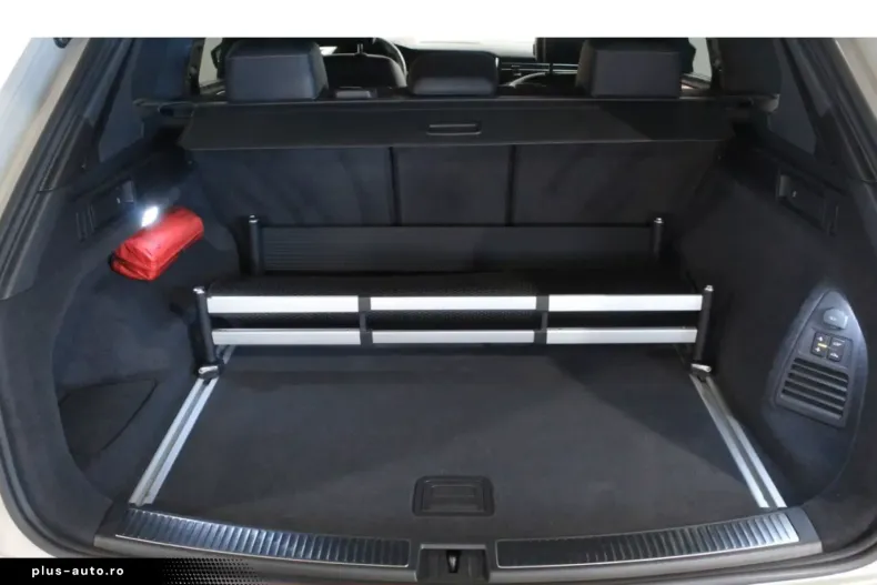 Volkswagen Touareg din 2023 cu 18.824 km - oferta VOL191978 - foto 5