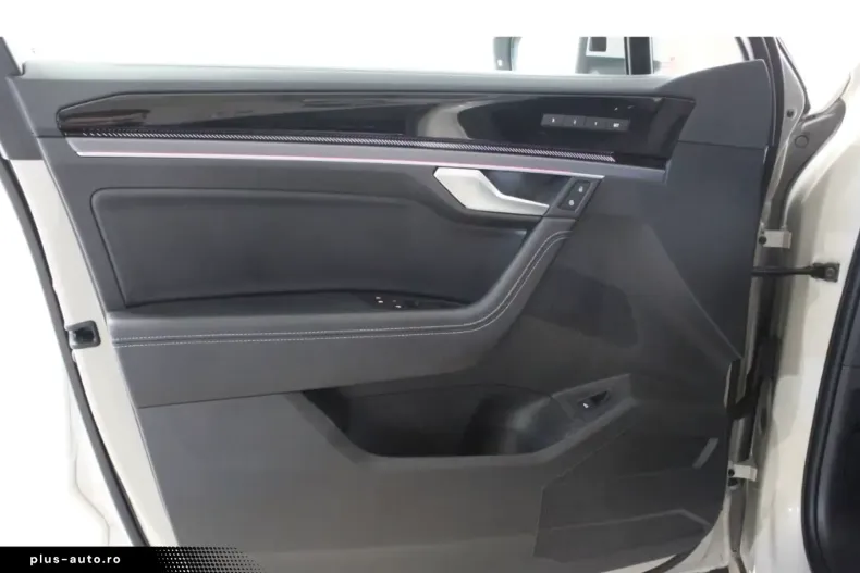 Volkswagen Touareg din 2023 cu 18.824 km - oferta VOL191978 - foto 10