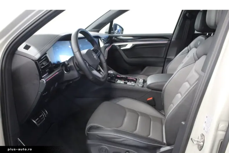 Volkswagen Touareg din 2023 cu 18.824 km - oferta VOL191978 - foto 11