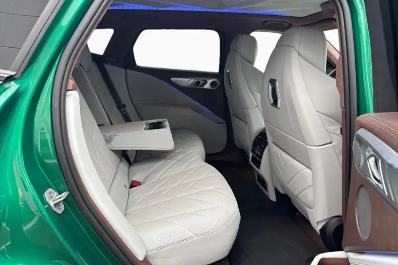 BMW XM (Seria X) din 2025 cu 26.892 km - oferta BMW191982 - foto 7