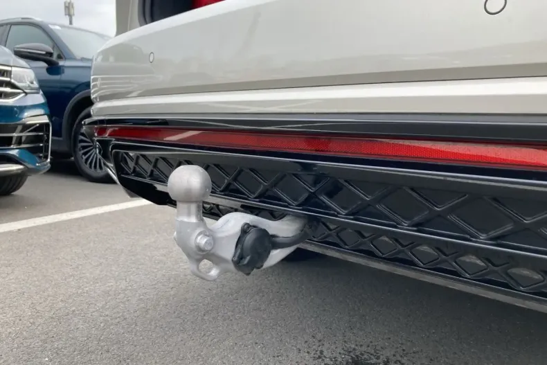 Volkswagen Touareg din 2025 cu 23.991 km - oferta VOL191985 - foto 4