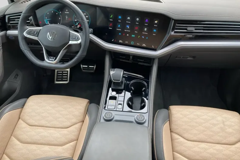 Volkswagen Touareg din 2025 cu 23.991 km - oferta VOL191985 - foto 7