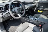 Mercedes-Benz CLA 220 (Clasa CLA) din 2025 cu 14.700 km - oferta MER191986 - foto 5