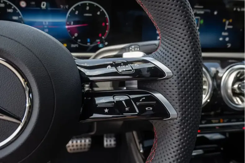 Mercedes-Benz CLA 220 (Clasa CLA) din 2025 cu 14.700 km - oferta MER191986 - foto 15