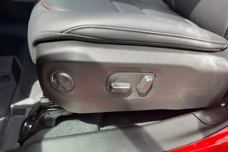 Jeep Wrangler din 2024 cu 11.389 km - oferta JEE191993 - foto 9