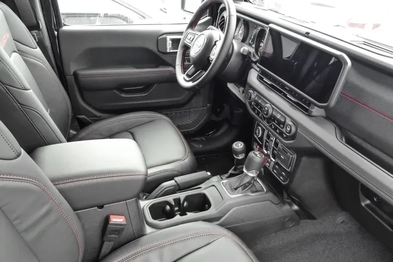 Jeep Wrangler din 2024 cu 19.900 km - oferta JEE191995 - foto 2