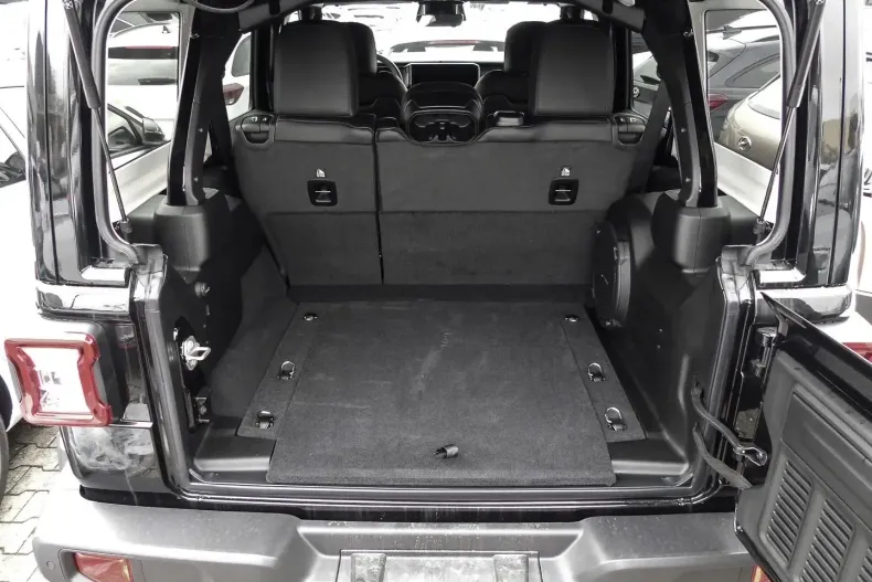 Jeep Wrangler din 2024 cu 19.900 km - oferta JEE191995 - foto 17