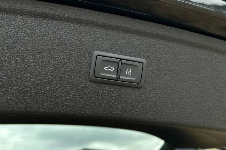 Audi Q5 din 2024 cu 21.400 km - oferta AUD191997 - foto 17