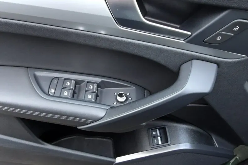 Audi Q5 din 2022 cu 56.229 km - oferta AUD192000 - foto 13