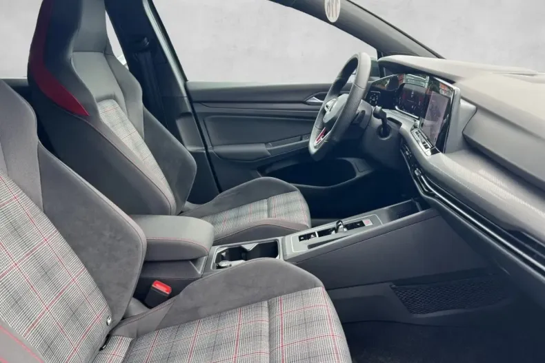 Volkswagen Golf din 2022 cu 13.800 km - oferta VOL192010 - foto 17