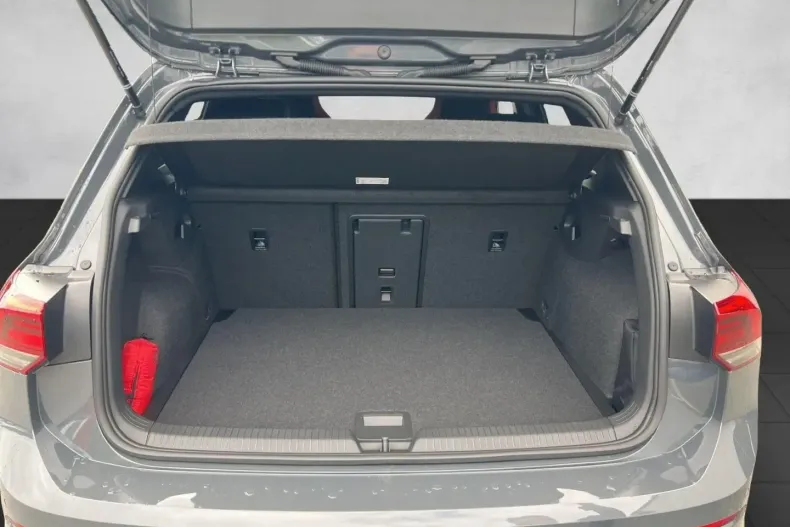 Volkswagen Golf din 2022 cu 13.800 km - oferta VOL192010 - foto 19