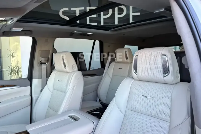 Cadillac Escalade din 2026 cu 50 km - oferta CAD192015 - foto 12