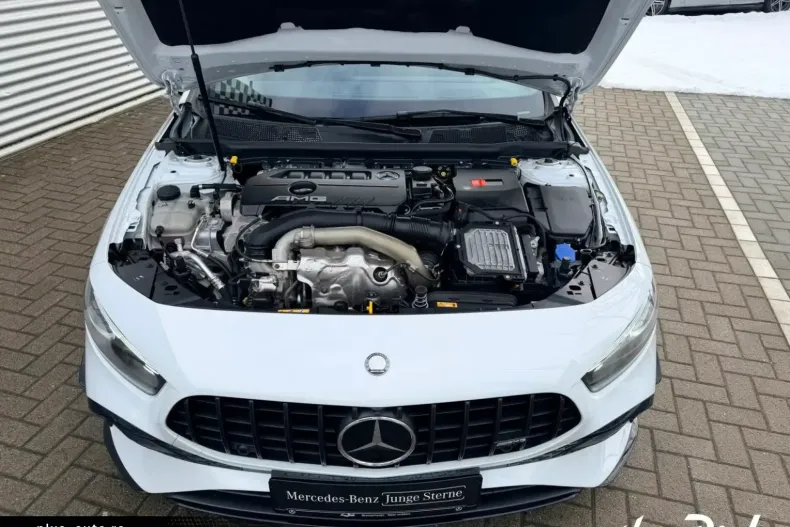 Mercedes-Benz A 35 AMG (Clasa A) din 2022 cu 37.100 km - oferta MER192018 - foto 4