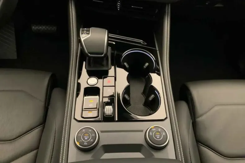 Volkswagen Touareg din 2025 cu 26.300 km - oferta VOL192020 - foto 11