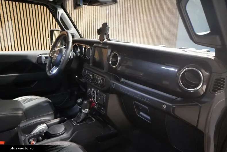 Jeep Wrangler din 2023 cu 13.500 km - oferta JEE192026 - foto 13