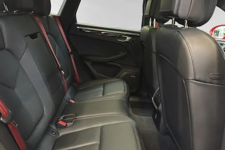 Porsche Macan din 2024 cu 14.824 km - oferta POR192029 - foto 9