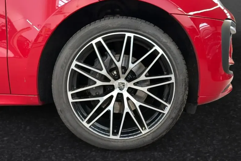 Porsche Macan din 2024 cu 14.824 km - oferta POR192029 - foto 13