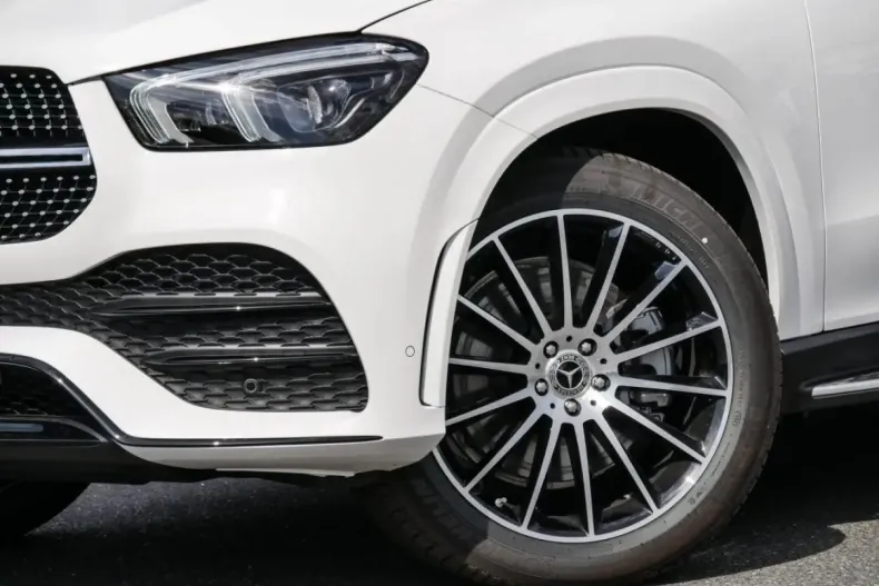 Mercedes-Benz GLE 400 (Clasa GLE) din 2022 cu 69.269 km - oferta MER192030 - foto 5