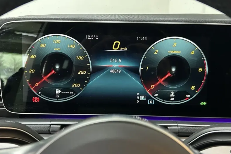 Mercedes-Benz GLE 400 (Clasa GLE) din 2023 cu 48.335 km - oferta MER192031 - foto 7