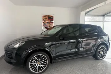 Porsche Cayenne din 2023 - oferta POR192034