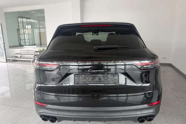Porsche Cayenne din 2023 cu 61.220 km - oferta POR192034 - foto 6