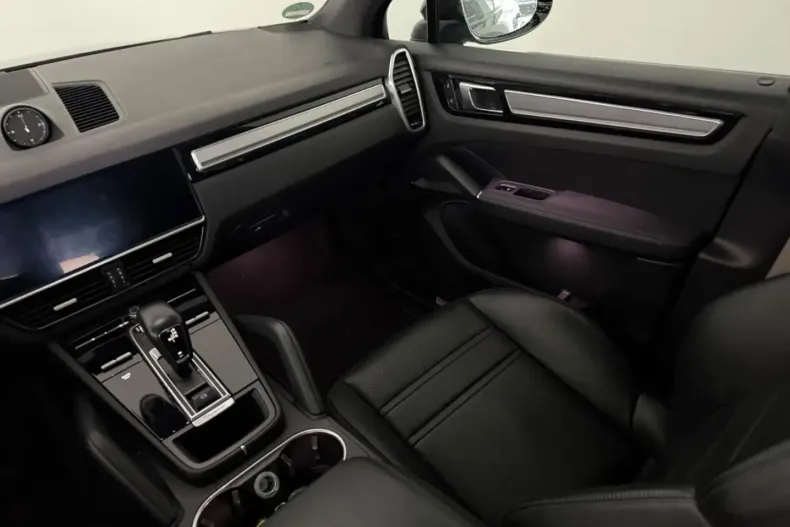 Porsche Cayenne din 2023 cu 61.220 km - oferta POR192034 - foto 11