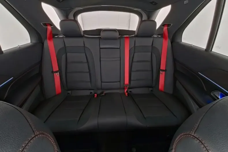 Mercedes-Benz GLE 53 AMG (Clasa GLE) din 2024 cu 16.325 km - oferta MER192035 - foto 7