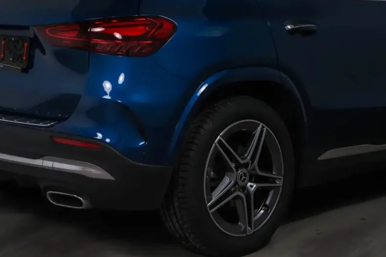 Mercedes-Benz GLA 200 (Clasa GLA) din 2024 cu 20.372 km - oferta MER192041 - foto 4