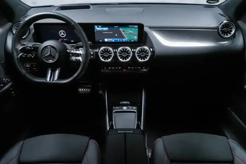 Mercedes-Benz GLA 200 (Clasa GLA) din 2024 cu 20.372 km - oferta MER192041 - foto 5