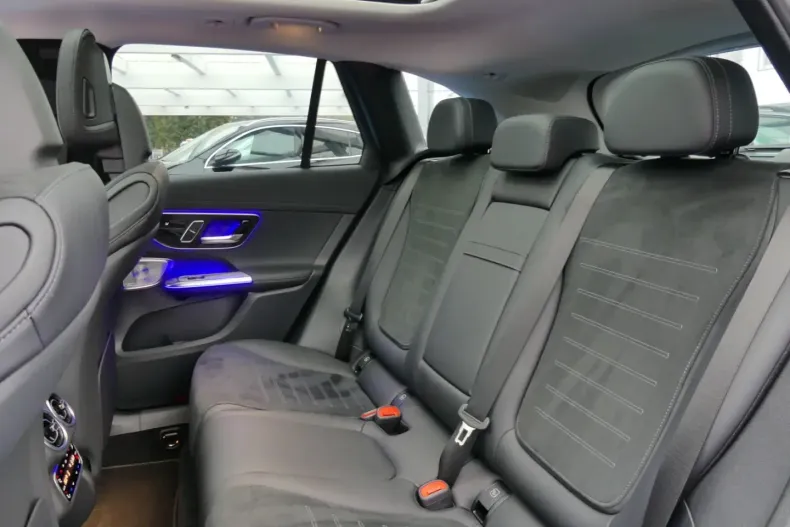 Mercedes-Benz GLC 300 (Clasa GLC) din 2024 cu 11.267 km - oferta MER192046 - foto 11