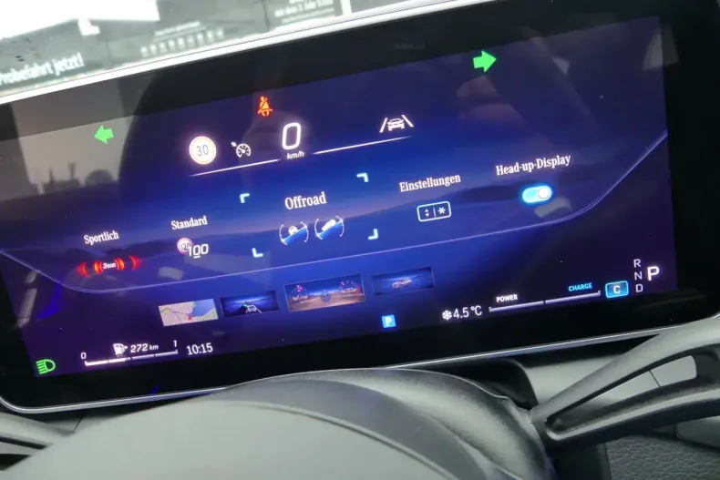 Mercedes-Benz GLC 300 (Clasa GLC) din 2024 cu 11.267 km - oferta MER192046 - foto 26