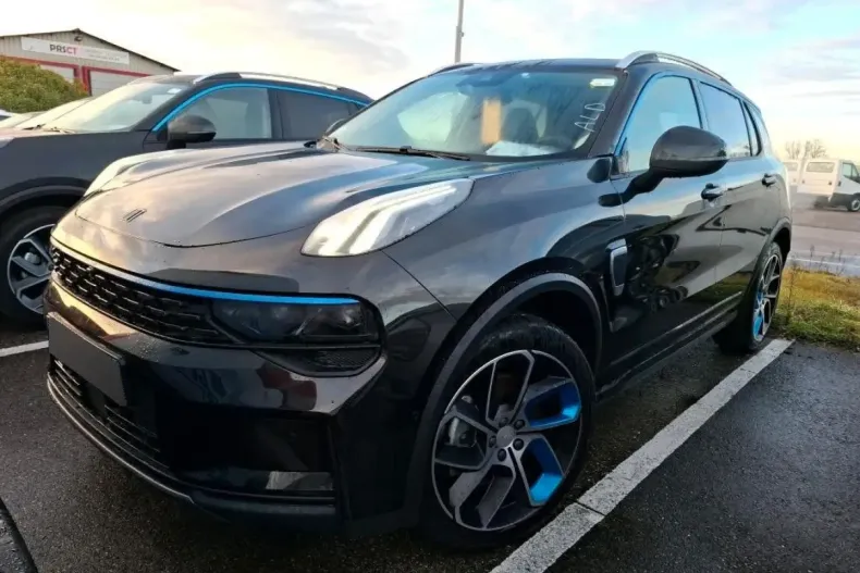 Lynk & Co 01 din 2023 cu 9.479 km - oferta LYN192051 - foto 1