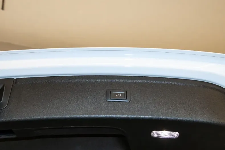 Audi Q5 din 2022 cu 94.125 km - oferta AUD192062 - foto 7