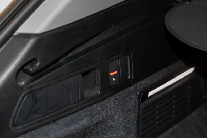 Audi Q5 din 2022 cu 94.125 km - oferta AUD192062 - foto 8