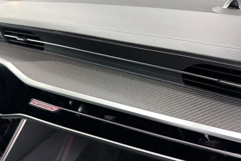 Audi RS6 din 2022 cu 90.000 km - oferta AUD192064 - foto 31