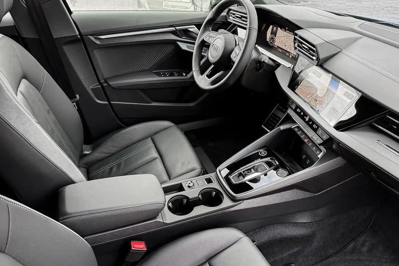 Audi A3 din 2025 cu 10.424 km - oferta AUD192068 - foto 7